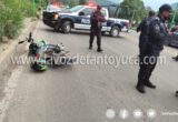 Motociclista se estampó contra muro de contención