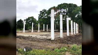 Construye Ayuntamiento de Chicontepec Salón de Usos Múltiples en Alaxtitla Huixnopala