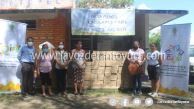 Entrega DIF Municipal de Ixcatepec desayunos fríos escolares
