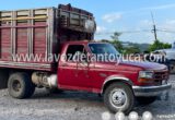 Aseguran camioneta que circulaba sin documentación
