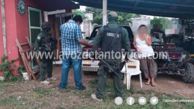 Empleados de gasolinera someten a ladrón