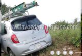 Dormita al volante y termina fuera de la carretera