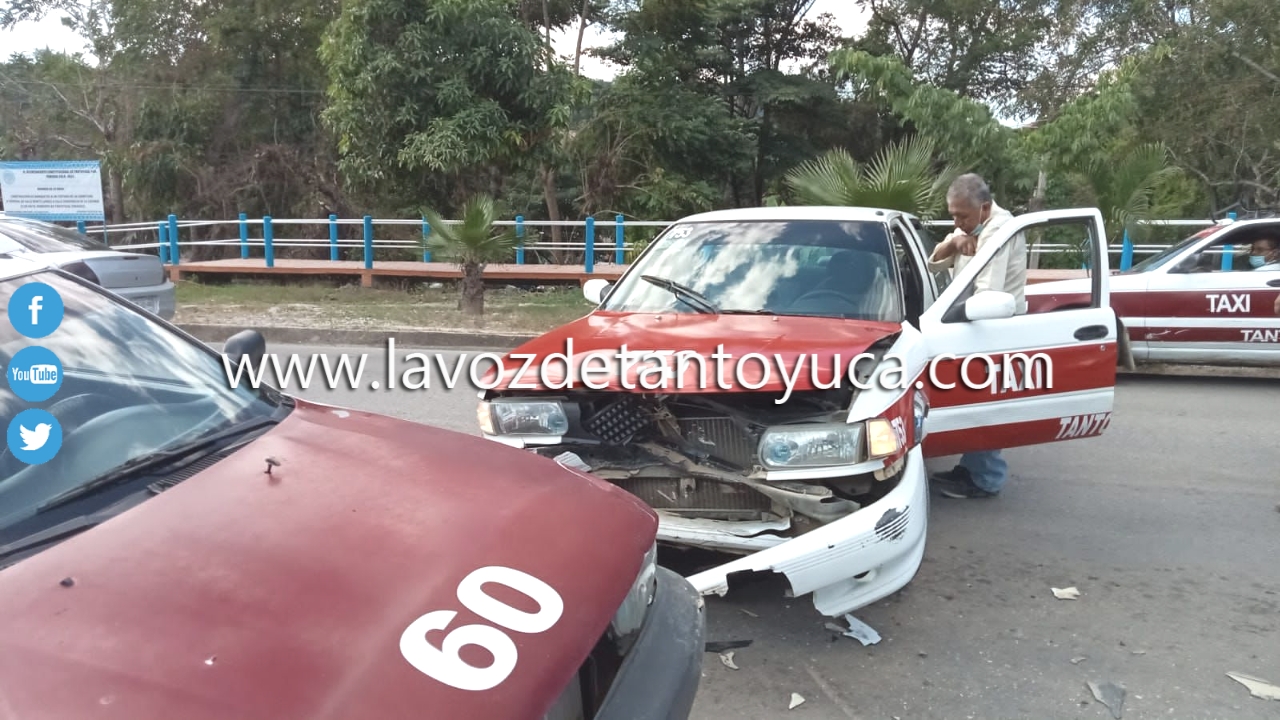 Choque entre taxis deja solo daños materiales - Diario La Voz de Tantoyuca