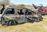 Camioneta se incendia tras chocar contra tráiler