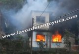 Incendio de vivienda moviliza a cuerpos de emergencia en Huejutla