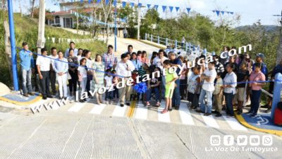 Inaugura Jesús Guzmán pavimentación de la calle República de Perú en la Colonia Banrural