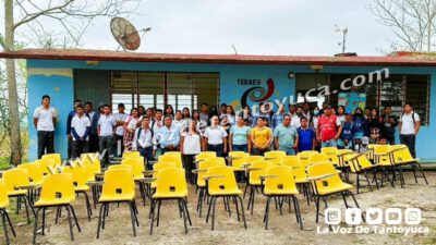 Entrega Gobierno Municipal mobiliario escolar en Las Puentes