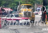 Vehículo de alquiler termina con daños en choque