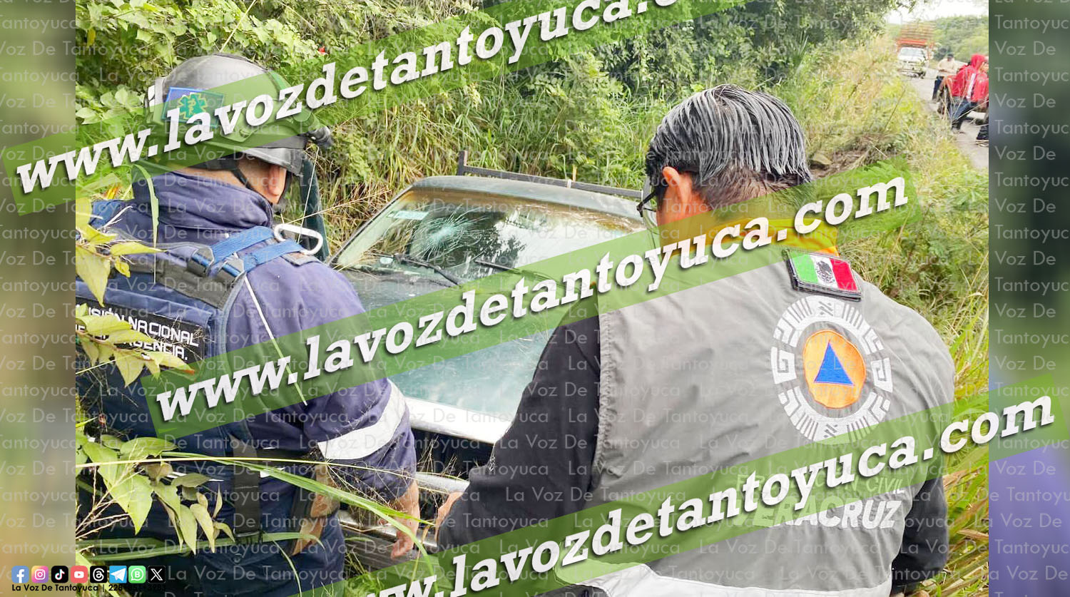 Pierde el control de su camioneta y termina fuera de la carretera ...