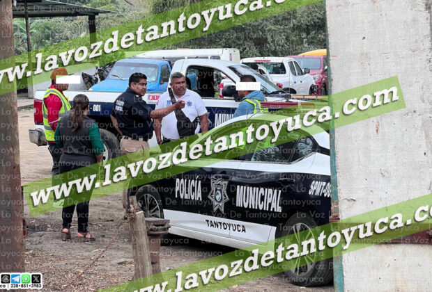 Mujer sustrae vehículo asegurado por Tránsito del corralón local