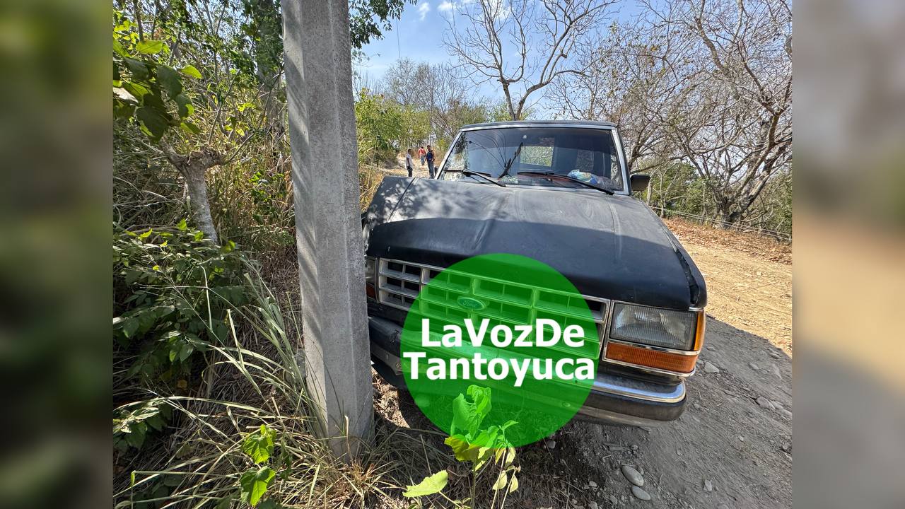 Camioneta se queda sin frenos y choca contra poste - Diario La Voz de ...
