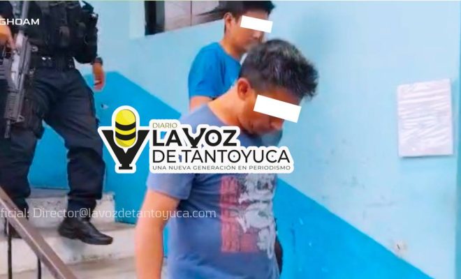 ¡Se atizaban macizo!; detienen a dos por drogarse en la vía pública