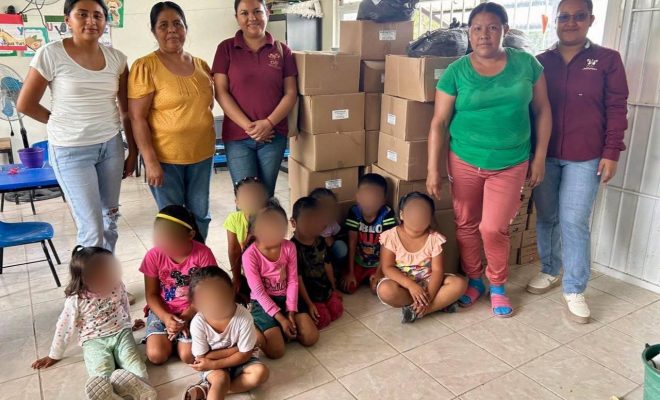 Clic en la imagen para ampliarla. DIF Municipal entrega apoyos alimentarios en Guayabal Grande, Porvenir Chopopo e Izotal Cardonal