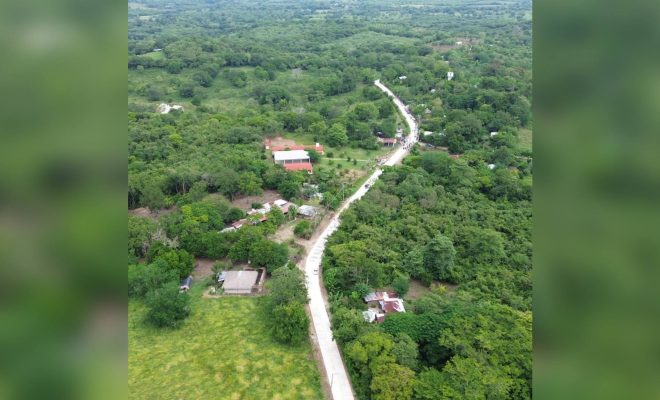 Clic en la imagen para ampliarla. La transformación llegó a Santa Clara; entrega Roberto San Román Solana nueva obra carretera en Buena Vista