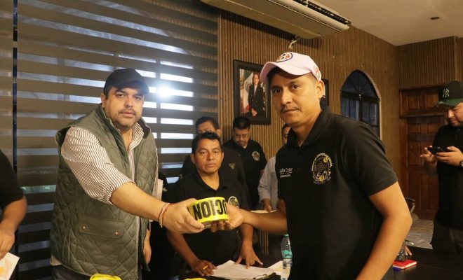 Gobierno Municipal de Tantoyuca entrega apoyo a cuadrillas para el Xantolo 2026