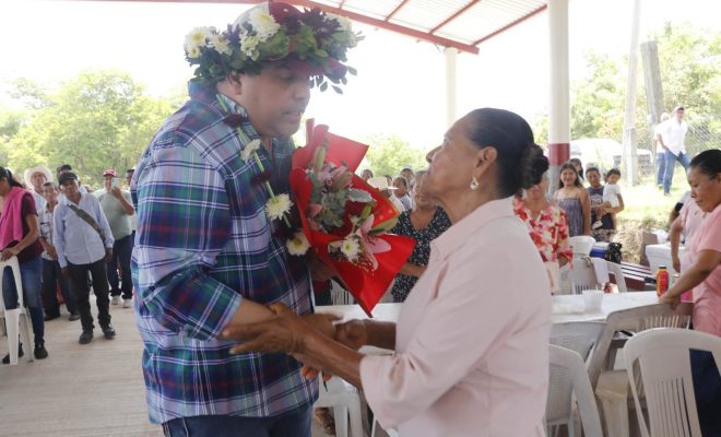 Ampliar la imagen al hacer clic. Entrega alcalde Roberto San Román Salón de Usos Múltiples en Tepatlán Grande; obra beneficiará a 550 habitantes