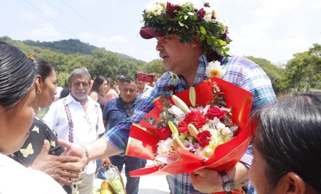 Ampliar la imagen al hacer clic. Entrega alcalde Roberto San Román Salón de Usos Múltiples en Tepatlán Grande; obra beneficiará a 550 habitantes