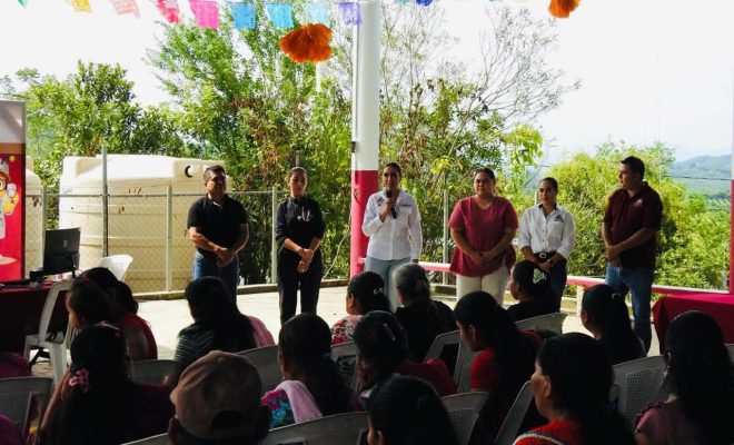 Gobierno Municipal de Tantoyuca acerca servicios de distintas áreas a la comunidad de Trapiche, Chote