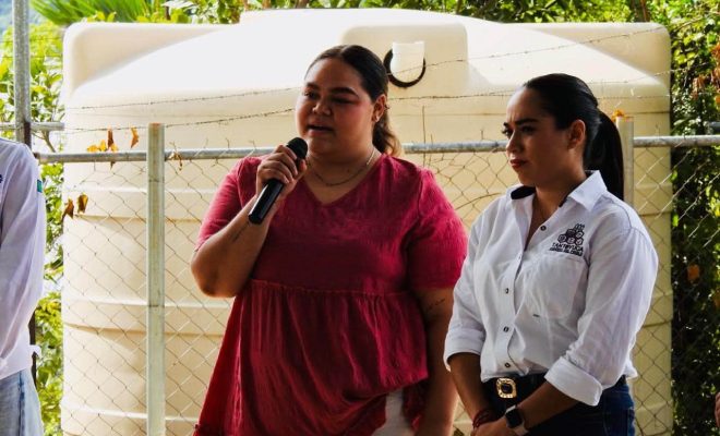 Clic en la imagen para ampliarla. Gobierno Municipal de Tantoyuca acerca servicios de distintas áreas a la comunidad de Trapiche, Chote