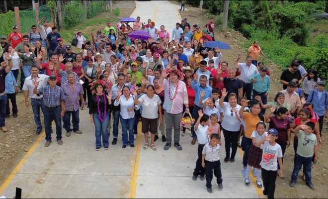 Clic en la imagen para ampliarla. La transformación llegó a Santa Clara; entrega Roberto San Román Solana nueva obra carretera en Buena Vista