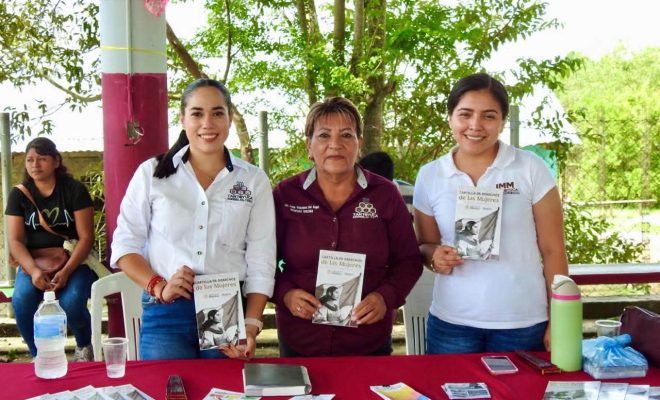 Clic en la imagen para ampliarla. Gobierno Municipal de Tantoyuca acerca servicios de distintas áreas a la comunidad de Trapiche, Chote