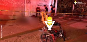 Se mata motociclista tras impactarse contra una barda