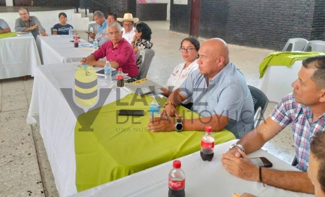 Gobierno de Chontla fortalece acciones y estrategias de sanidad animal y desarrollo agropecuario