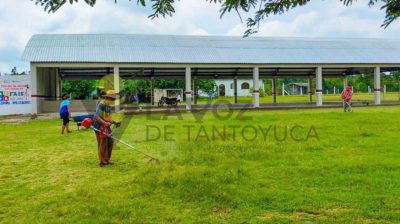 DIF Municipal de Chontla participa en faena comunitaria en Zapupal