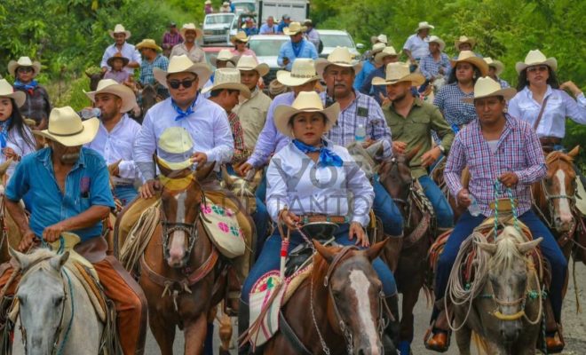 Ayuntamiento de Citlaltépetl impulsa las tradiciones regionales en Tepetzintla
