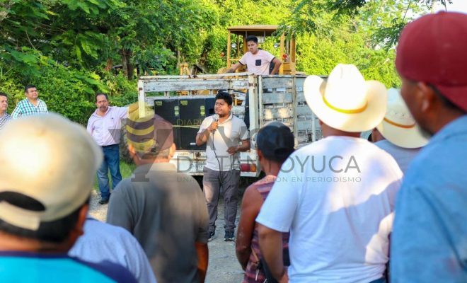 Inicia Gobierno de Citlaltépetl pavimentación de calle en La Loma de las Vigas