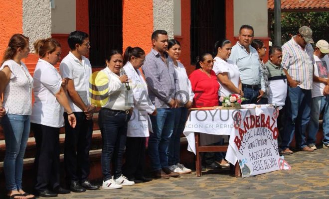 Gobierno de Chontla arranca estrategia de descacharrización en beneficio de la salud pública.