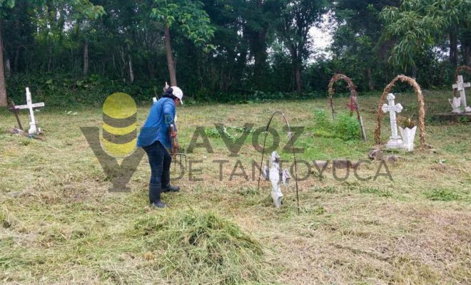 Ampliar imagen al hacer click Ayuntamiento de Citlaltépetl realiza labores de limpieza y rehabilitación en el Panteón Municipal