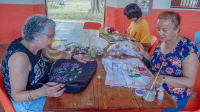 Ayuntamiento de Chontla fortalece el desarrollo artístico con el Taller de Pintura
