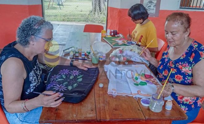 Ayuntamiento de Chontla fortalece el desarrollo artístico con el Taller de Pintura
