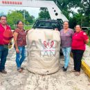 Ayuntamiento de Chontla realiza entrega de tinaco en beneficio de la Parroquia de Santa Valeria.