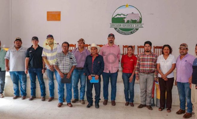Ampliar imagen al hacer click Ayuntamiento de Citlaltépetl impulsa taller especializado para agricultores y ganaderos