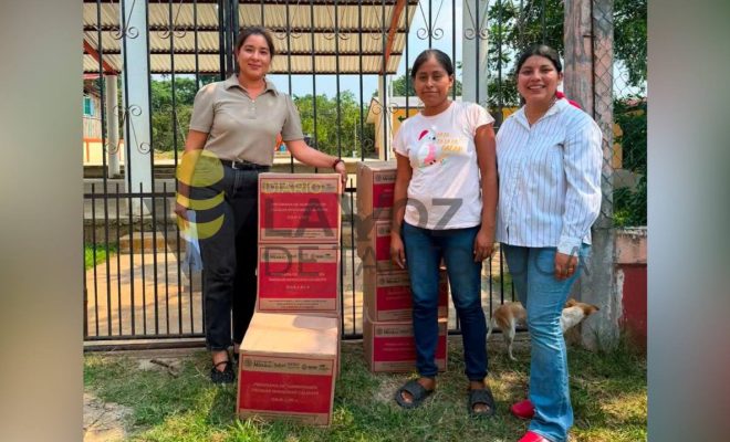 Ayuntamiento de Chontla y DIF Municipal fortalecen la alimentación escolar con entrega de insumos.