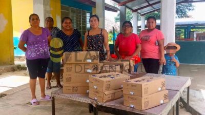 DIF Chontla fortalece la alimentación escolar con entrega de insumos en comunidades