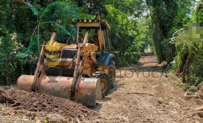 Gobierno de Citlaltépetl mejora las condiciones de vialidad en la calle Hidalgo