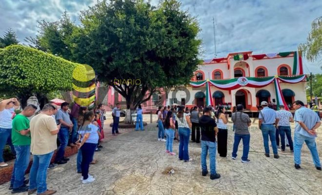 Gobierno de Chontla promueve la cultura de la prevención con simulacro