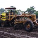Gobierno de Chontla mejora las condiciones del campo deportivo de Las Cruces
