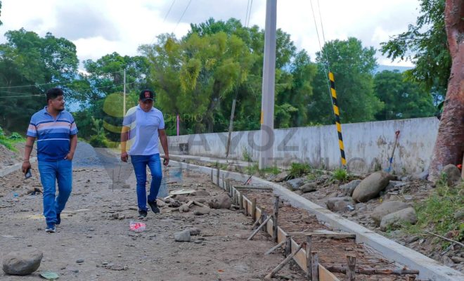 Ampliar imagen al hacer click Gobierno de Citlaltépetl fortalece la movilidad con pavimentación del camino rural en La Ceiba