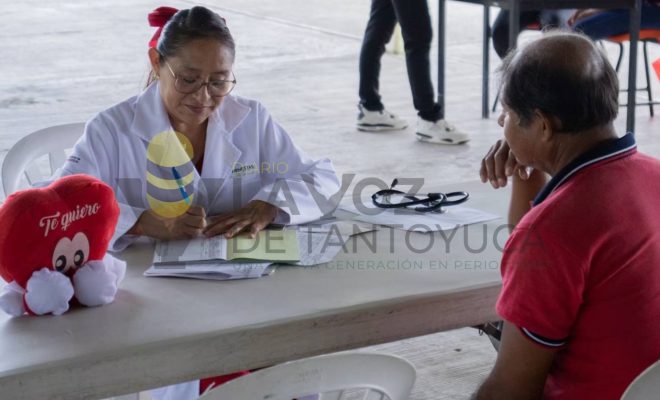 Ampliar imagen al hacer click Gobierno de Chontla acerca servicios de salud a familias de San Francisco