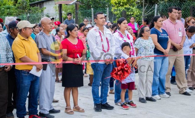 Ampliar imagen al hacer click Ayuntamiento de Chontla inaugura pavimentación de la Calle 3 de Mayo en Cruz Manantial