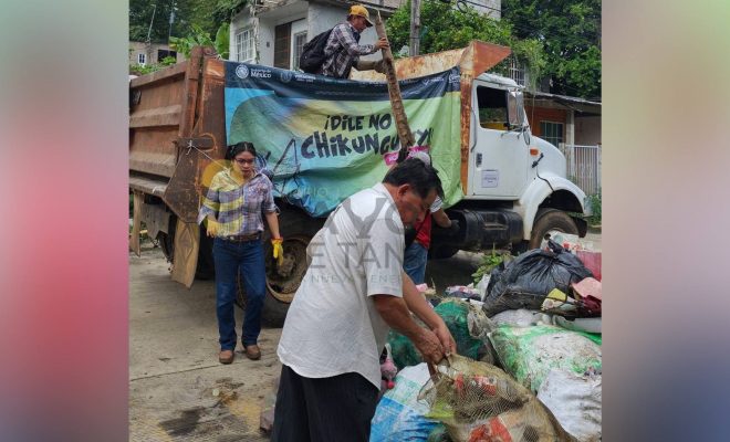Ampliar imagen al hacer click Gobierno de Citlaltépetl fortalece la prevención sanitaria con jornada de descacharrización