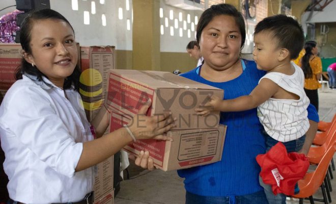Ampliar imagen al hacer click Ayuntamiento de Chontla refuerza la asistencia social a través del DIF Municipal