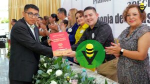 Alcalde de Chontla presente en el cierre del ciclo escolar del COBAEV Plantel 41