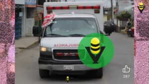 Inservible y en el abandono ambulancia donada a la Comisión Nacional de Emergencias, en Chicontepec