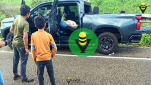 Mueren dos tras chocar contra un muro de contención en Chiapas 