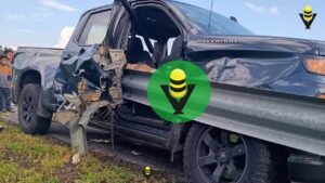 Mueren dos tras chocar contra un muro de contención en Chiapas 